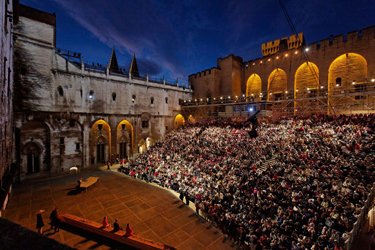 festival palazzo papi avignone