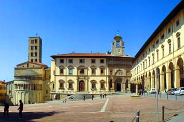 piazza grande arezzo