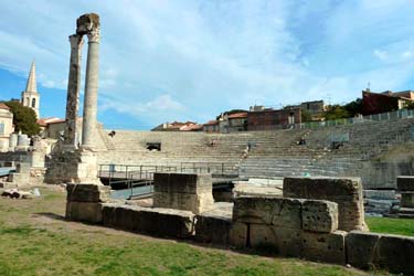 teatro antico arles