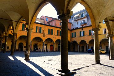 Borgo stretto e Borgo largo a Pisa