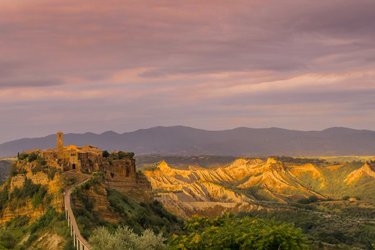 Il Belvedere e i calanchi di Civita di Bagnoregio