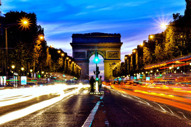 Gli Champs-Élysées a Parigi