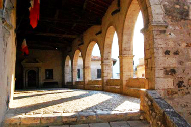 La Loggia dei Mercanti a Sermoneta