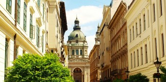 La Basilica di Santo Stefano a Budapest La Basilica di Santo Stefano a Budapest