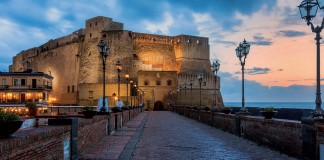 Castel dell’Ovo a Napoli | Storia, leggende, cosa vedere e orari di apertura Castel dell'Ovo a Napoli