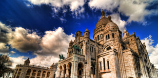 La Chiesa del Sacro Cuore di Parigi La Chiesa del Sacro Cuore di Parigi