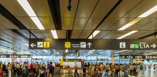 Come arrivare a Vienna in aereo, treno, auto, moto o autobus Come arrivare a Vienna in aereo, treno, auto, moto o autobus