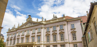 Il Palazzo Primaziale di Bratislava Il Palazzo Primaziale di Bratislava