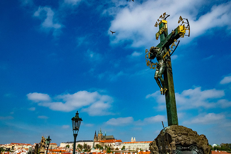 La Crocifissione sul Ponte Carlo di Praga