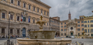 Palazzo e Piazza Farnese a Roma Palazzo e Piazza Farnese