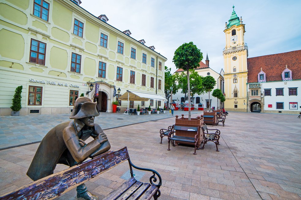 statua-soldato-napoleonico-bratislava Statua del soldato napoleonico a Bratislava