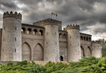 L’Aljaferia di Saragozza L'Aljaferia di Saragozza