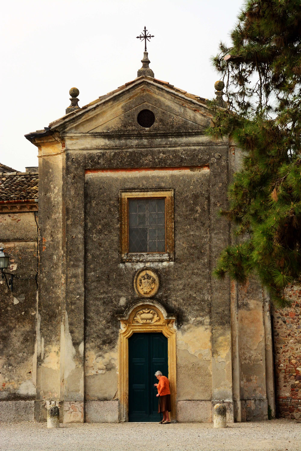 La chiesa di Castellaro Ragusello
