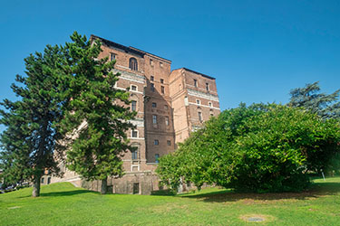 Il Palazzo Farnese e i Musei Civici