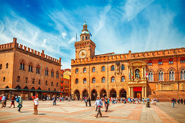 Palazzo D'Accursio, Torre dell'Orologio e Sala Borsa