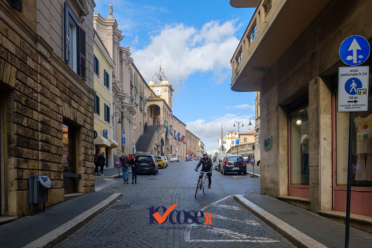 Come muoversi e dove parcheggiare a Tarquinia