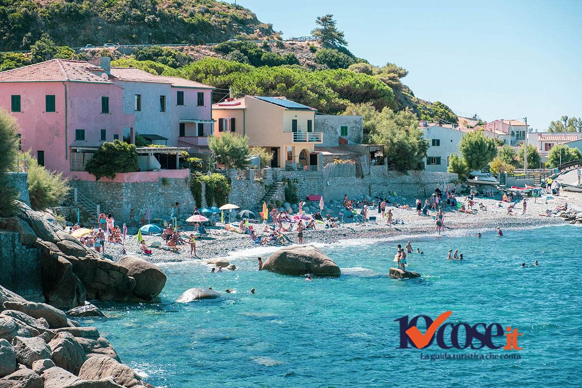 La spiaggia di Pomonte