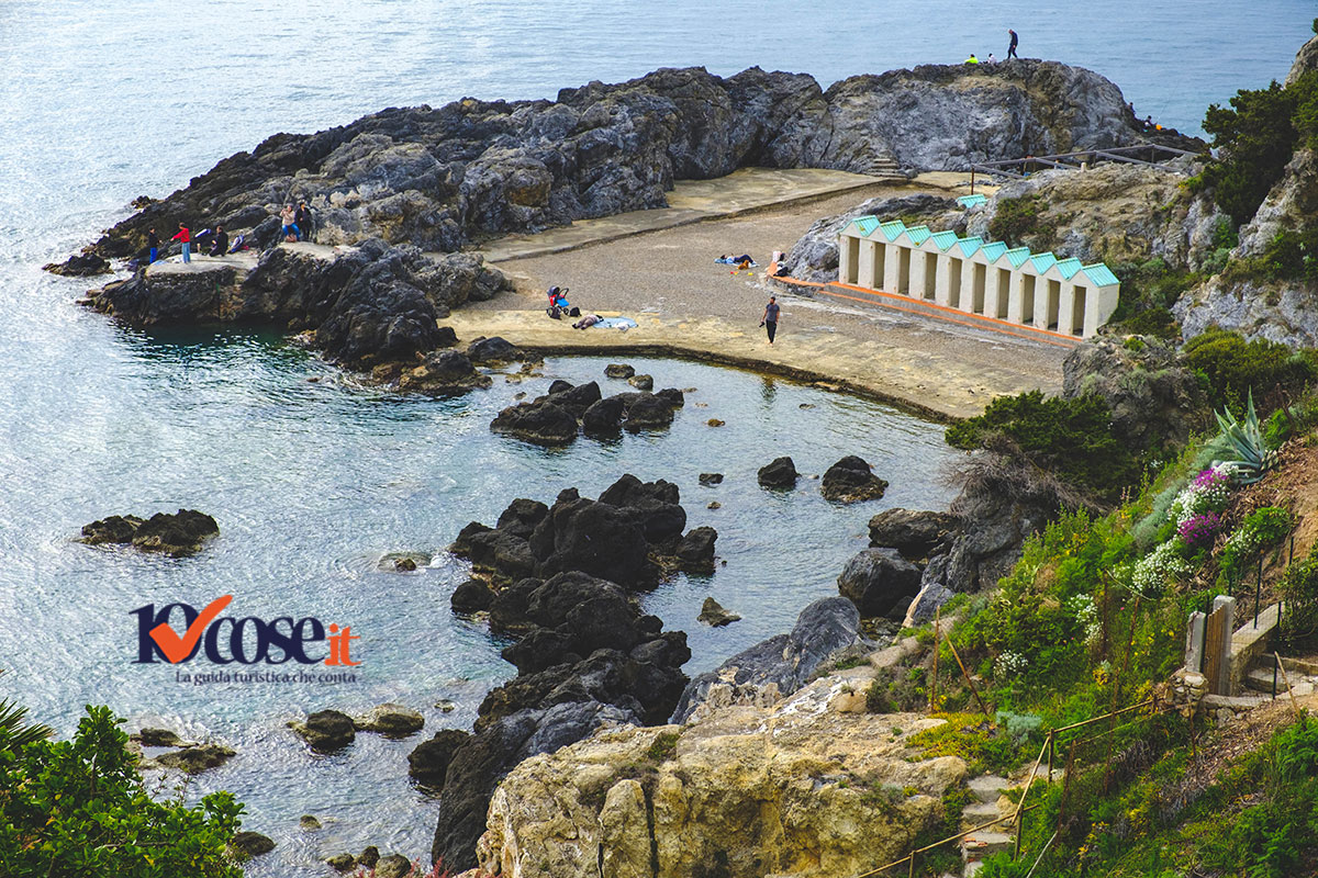 Il Bagno delle Donne di Talamone Il Bagno delle Donne di Talamone