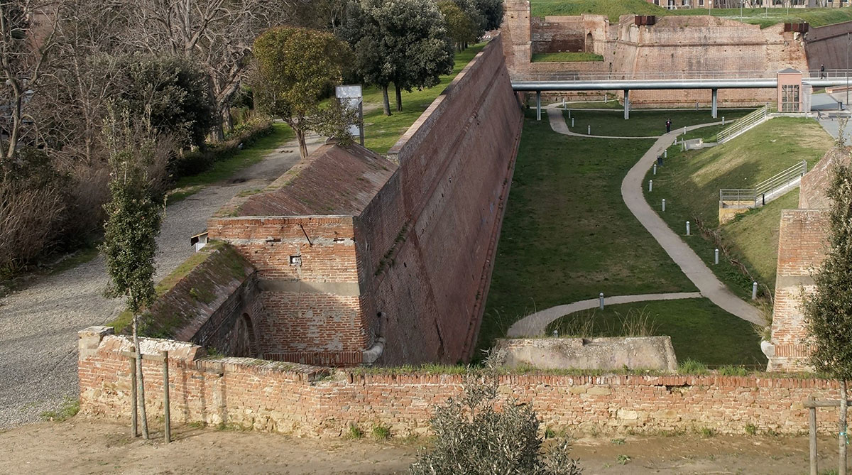 Le Mura Medicee di Grosseto Le Mura Medicee di Grosseto
