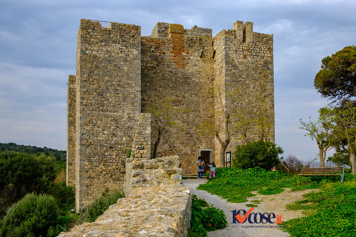 La Rocca Aldobrandesca di Talamone La Rocca Aldobrandesca di Talamone