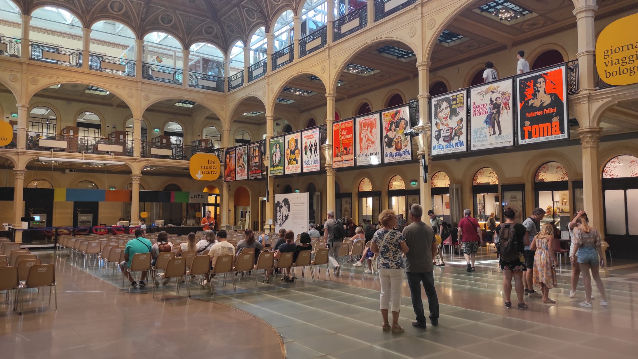 Sala Borsa a Bologna Sala Borsa a Bologna